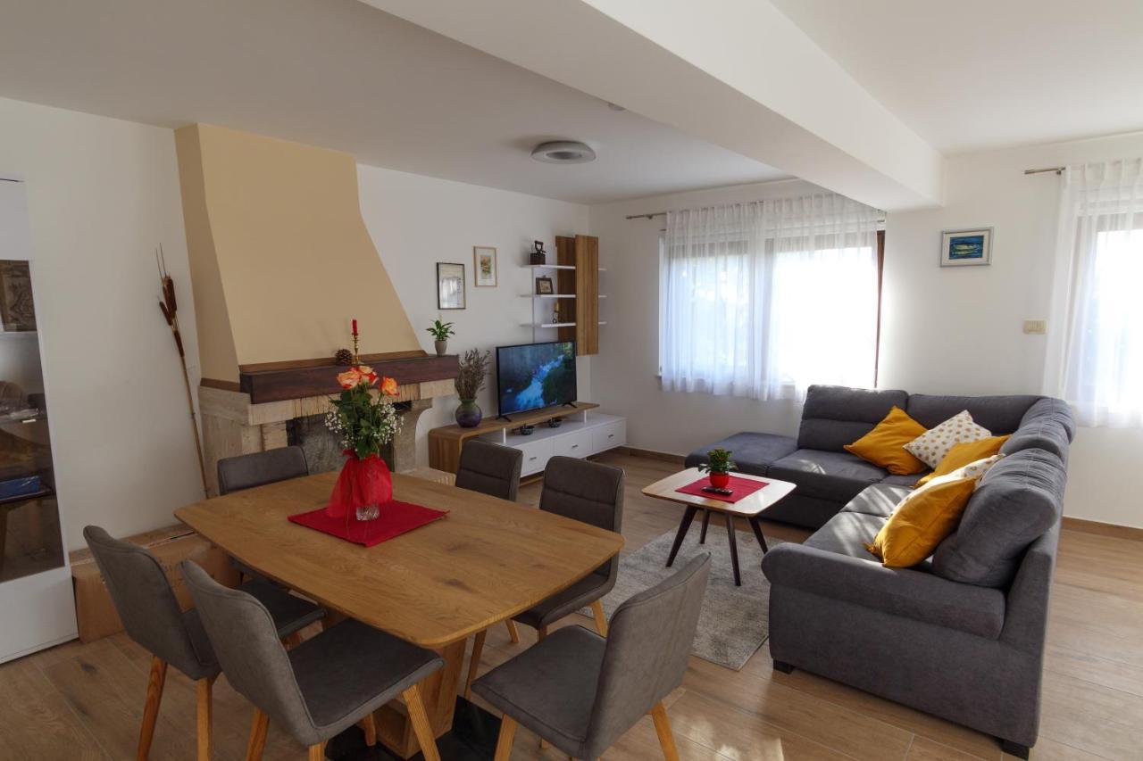 Apartmani Ravan Cernik  Luaran gambar