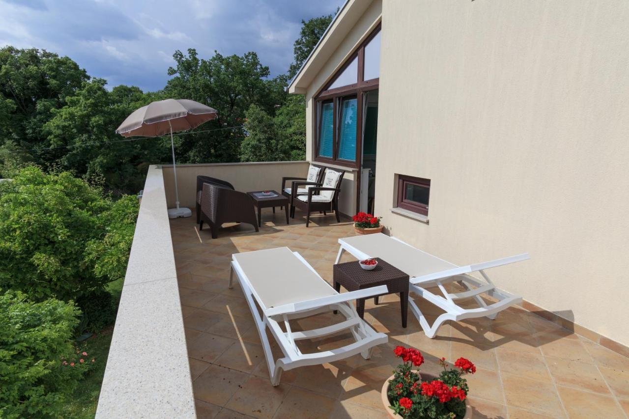 Apartmani Ravan Cernik  Luaran gambar